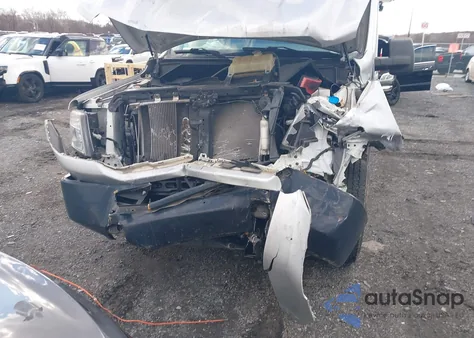 2020 Nissan Nv Cargo Nv2500 Hd Sv Standard Roof V6 z USA, uszkodzony, nr VIN 1N6BF0KY0LN806130